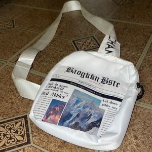 News 🗞 Adjustable Travel Bag